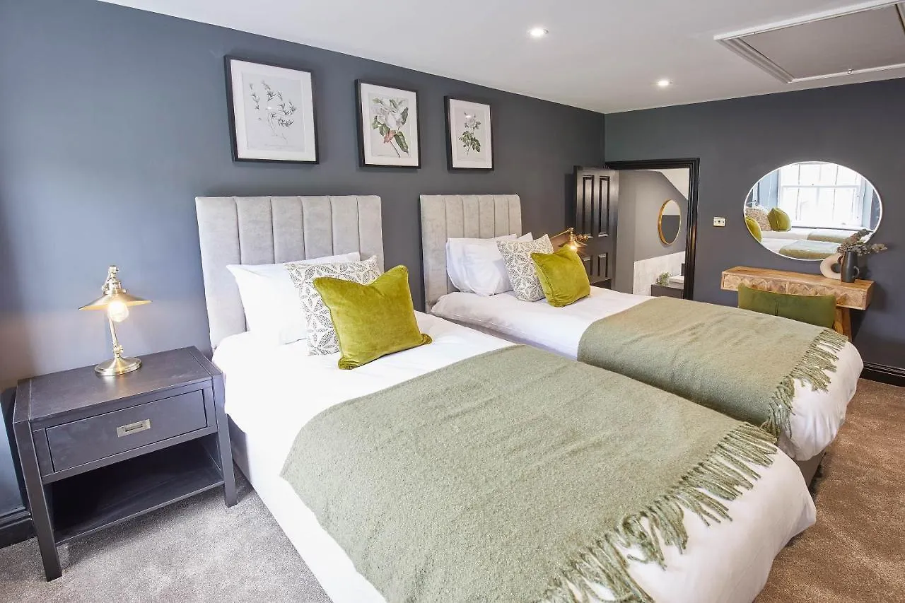Host & Stay - The Old Brewery Richmond